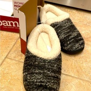 😍 NWT in Box DEARFOAMS memory foam slippers Size LARGE FAUX Grey WOOL
